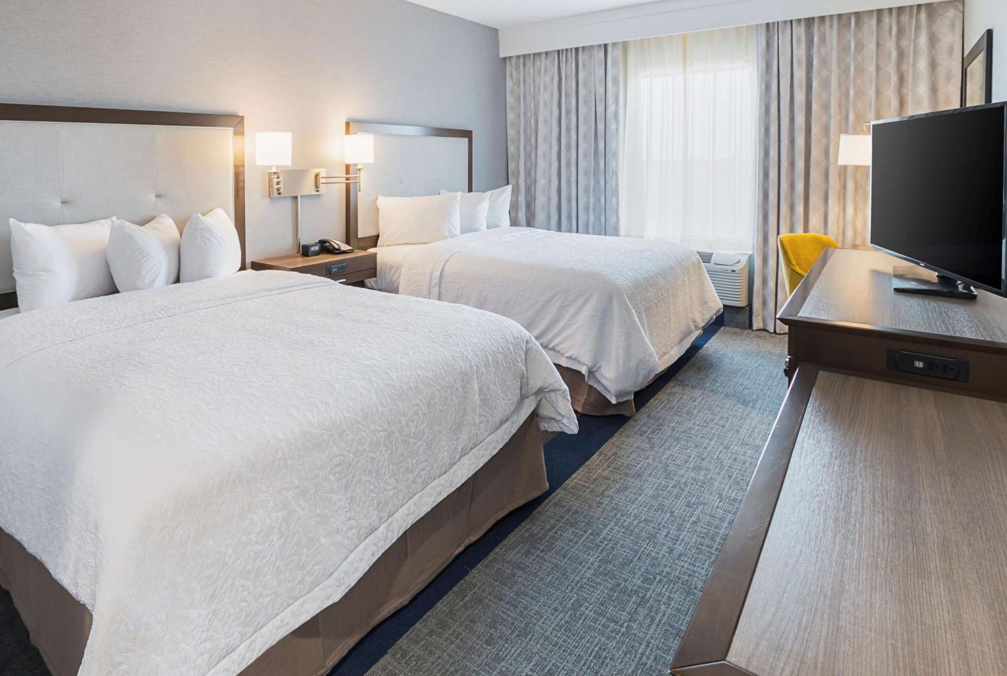 Hampton & Dfw Airport West Hotel